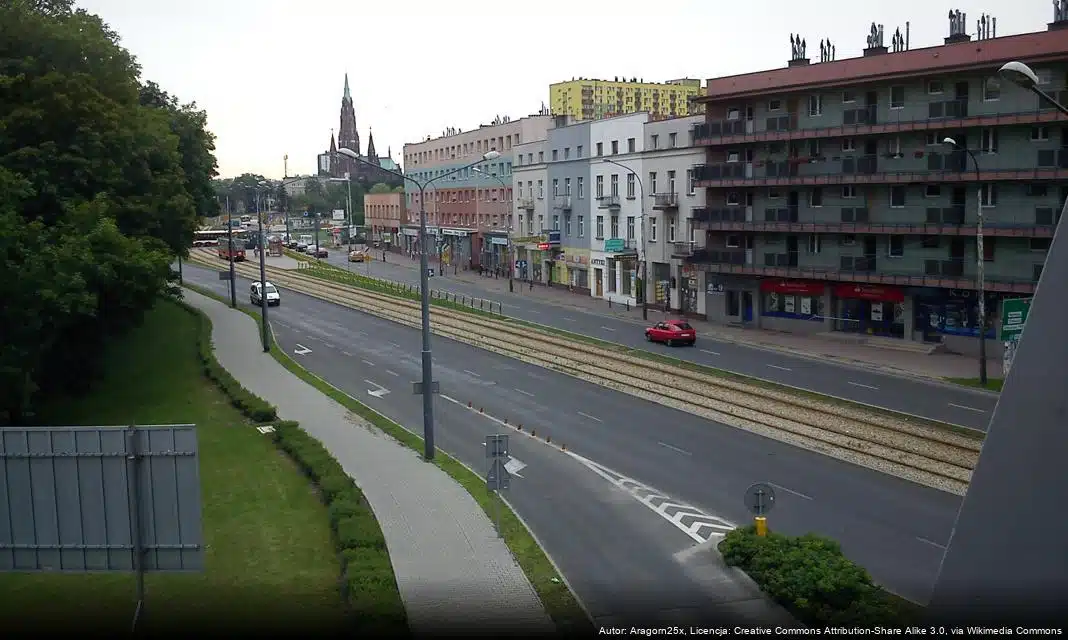 Nieudany powrót dąbrowskich koszykarzy na własne boisko